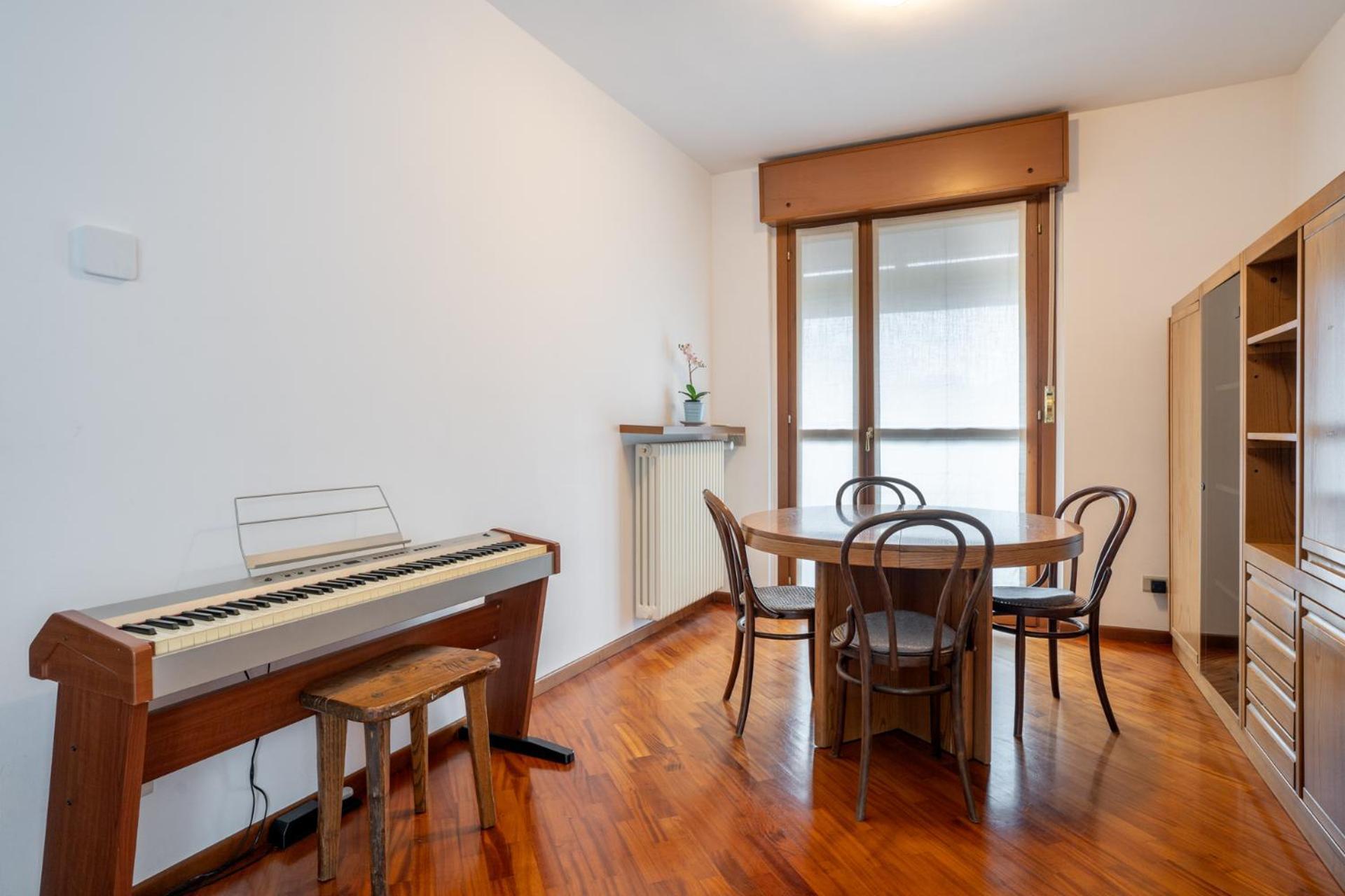 Spacious Bright Apartment Near City Center And Como Lake With Air Conditioning Lecco Luaran gambar